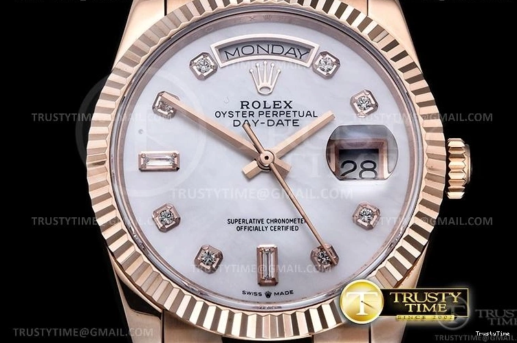 1216 RDD0219G – DayDate 36mm Practical 693